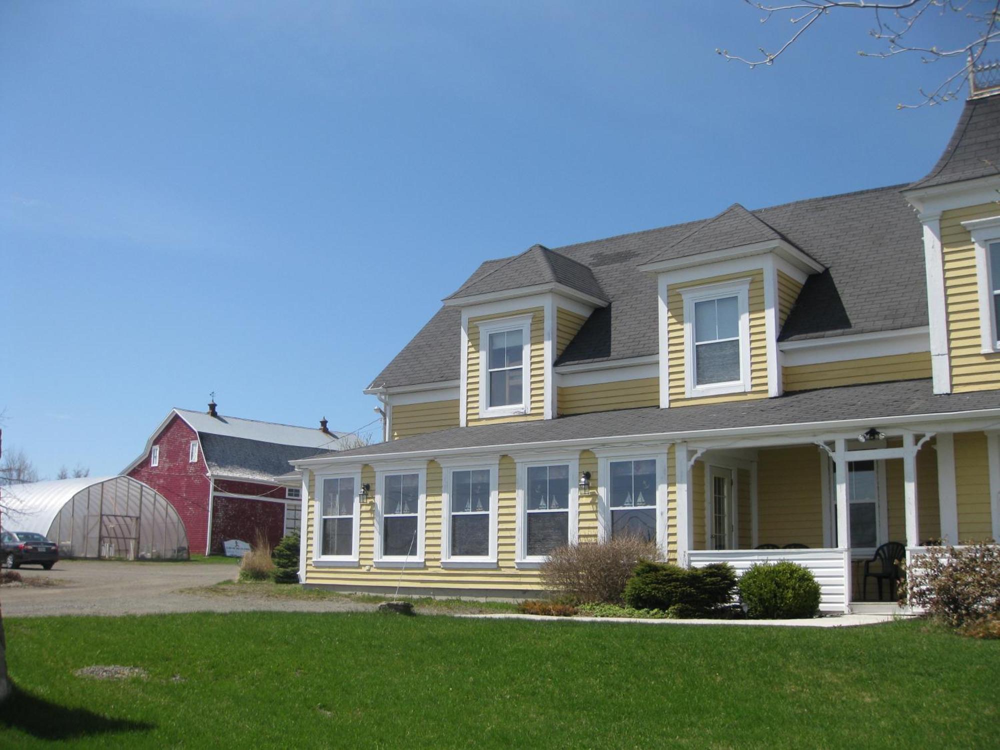 Auberge Vue D'La Dune - Dune View Inn Bouctouche Exterior photo